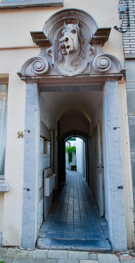 Historical Miniature House In The Heart Of Antwerp Apartment Екстериор снимка