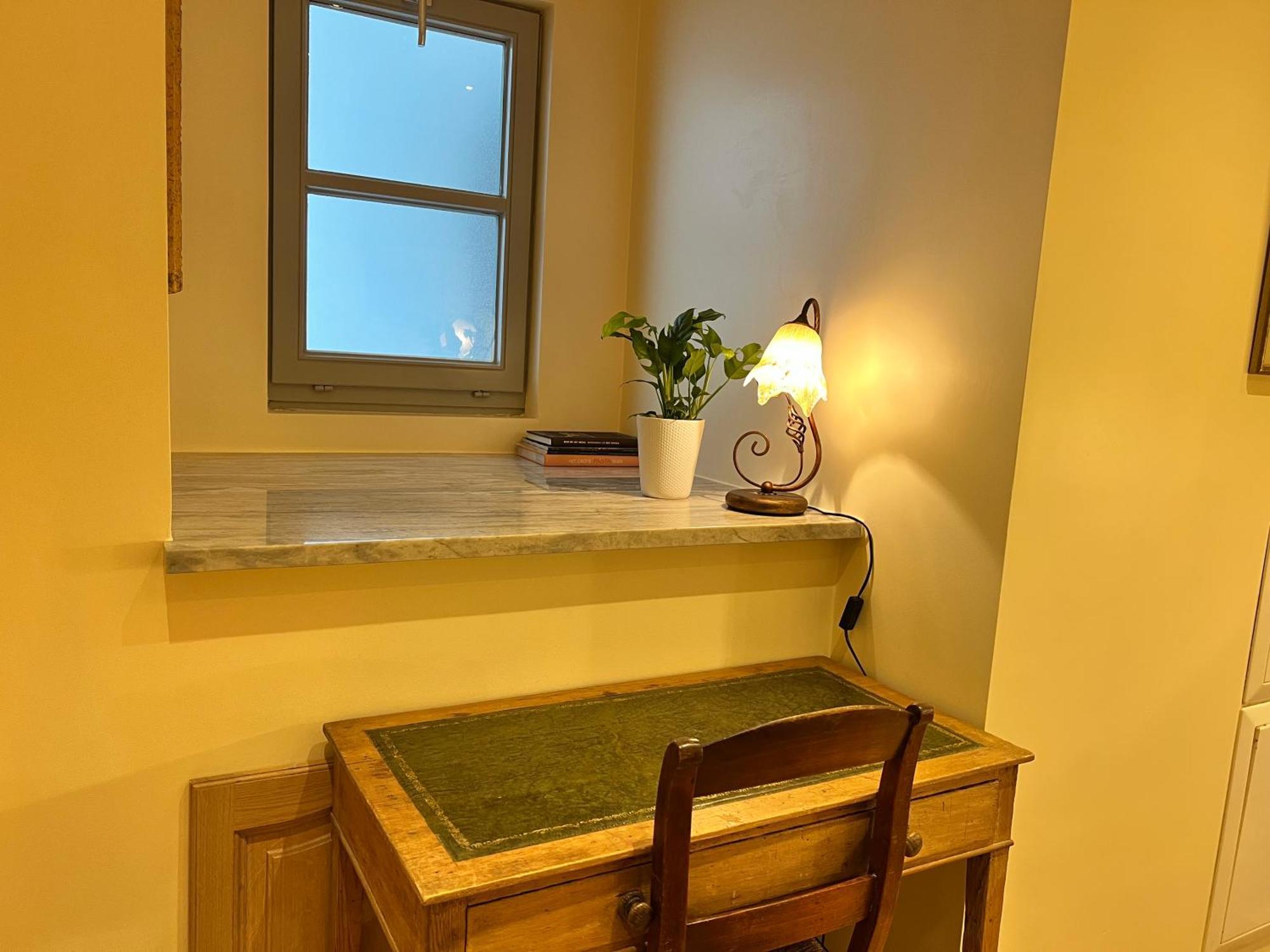 Historical Miniature House In The Heart Of Antwerp Apartment Екстериор снимка