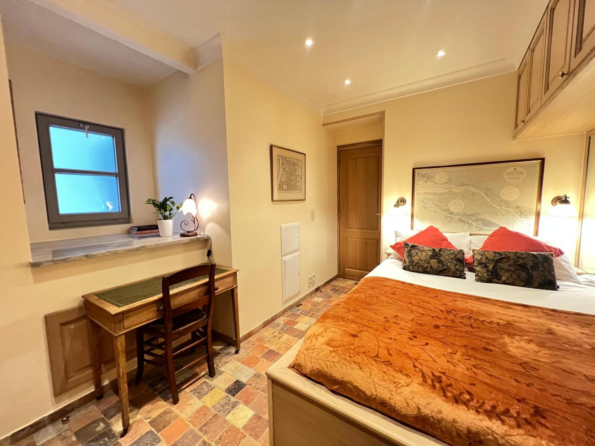 Historical Miniature House In The Heart Of Antwerp Apartment Екстериор снимка